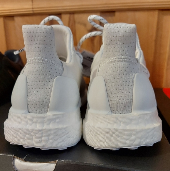 *SOLD* Adidas Pharrell SolarHu Glide Size 4 - Picture 2 of 9